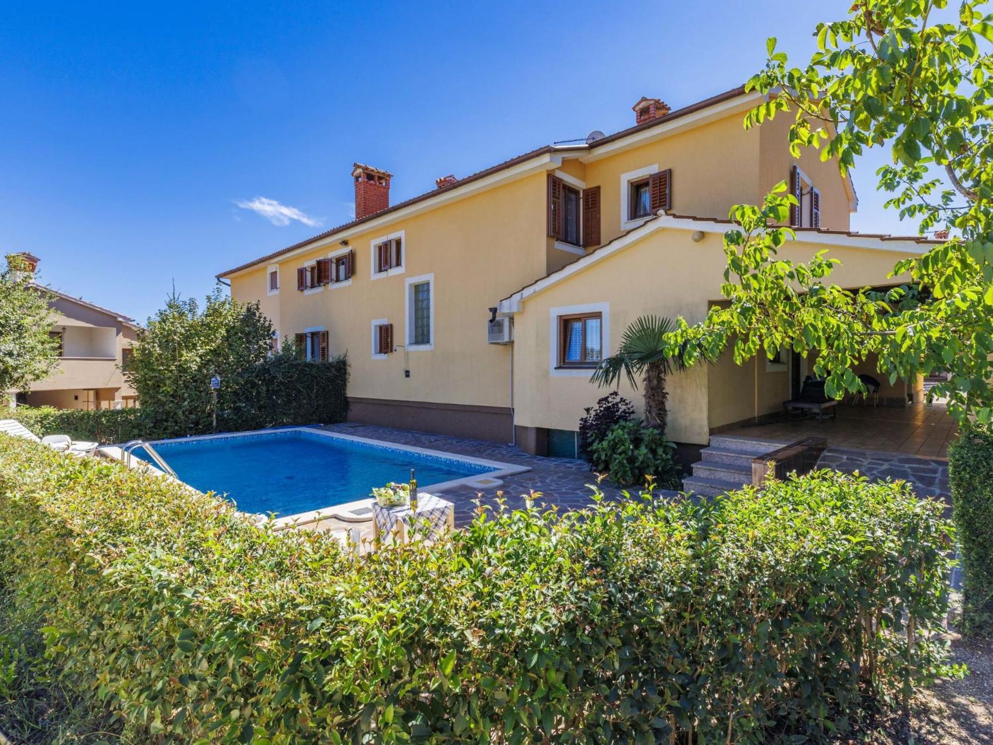 Holiday Home Jakov - Roj431 By Interhome Zminj Bagian luar foto